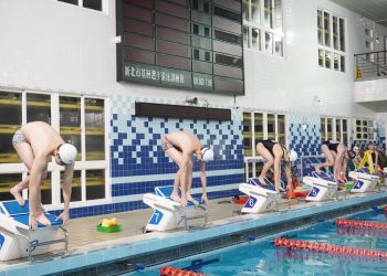 新北市政府體育局攜手秀朗國小 導入AI防溺水系統提升泳池安全