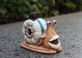 NETFLIX「航海王」超擬真智能發聲電話蟲鑰匙圈 限定發售