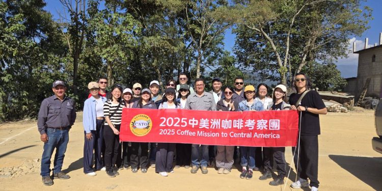 中美洲經貿辦事處率台咖啡業者深入薇薇特南果 走訪瓜地馬拉精品莊園