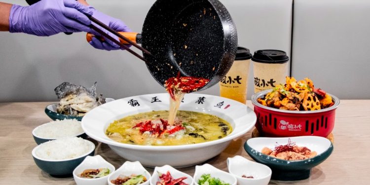 酸小七、酸湯魚  打造酸菜魚新風潮，引領味蕾革命