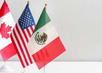 川普宣布加墨汽車關稅豁免一個月 美股汽車類股反彈