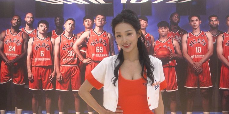 楊育容:從啦啦隊到自媒體  北市大最美學姐迎接新挑戰