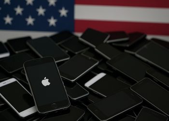 關稅戰衝擊消費市場 民眾擔憂新機大漲、二手機銷量激增