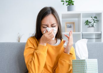 鼻塞術後無效？醫師提醒未矯正鼻中隔彎曲  恐難真正改善！