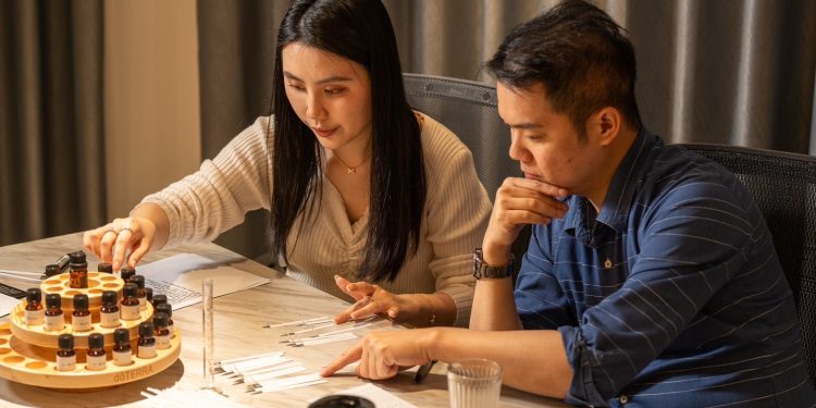 調香師實驗室掀起跨界熱潮 嗅覺行銷成品牌新語言