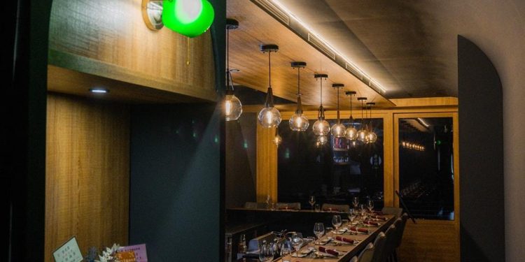 台南無菜單鐵板料理 沈浸式饗宴《食光宴》打造五感美食體驗