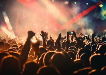 直播技術引領潮流　「IVE SCOUT」演唱會震撼登陸戲院！