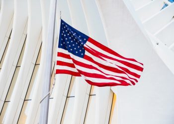 股市跟著川普瘋狂起舞  非投等債ETF成配息新寵