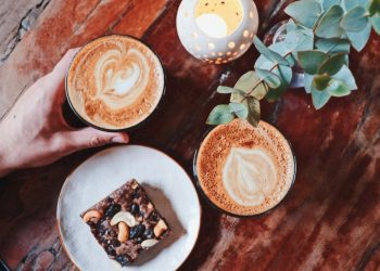 為地球而喝：三款植物奶推薦指南 從拉花到烘焙的美味選擇