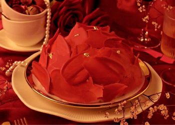 長大以後才懂的事：你沒說出的那句謝謝  全都藏在這朵紅花裡