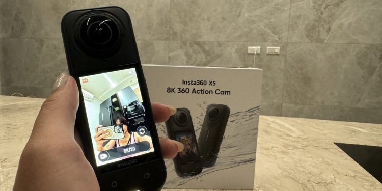 女兒分享「母親節送禮清單」全網暖哭 口袋全景相機新上市掀熱議