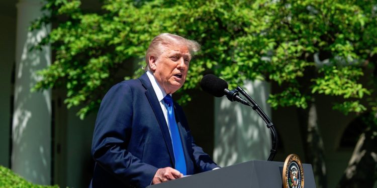 川普宣布美英貿易協議草案 擴大美國出口、維持10%進口關稅