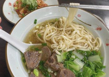 蘆洲必吃牛肉麵 14 小時熬煮湯頭 清香濃郁一試成主顧