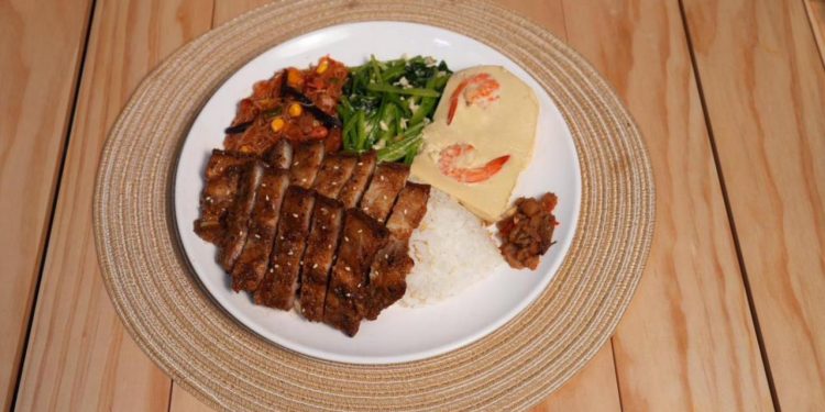 新竹東區竟然還有高CP值烤肉便當 小資族和學生最愛百元有找