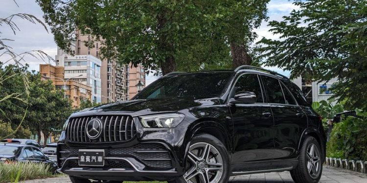 台北中古車行推薦 專營賓士品牌三十年 誠信深耕高端名車市場