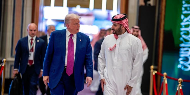 川普簽「美國史上最大」軍售協議!美沙投資論壇冠蓋雲集