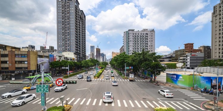 股災風暴下的新資產配置邏輯 佈局城市核心區域不動產成新顯學
