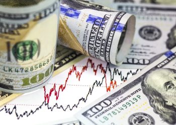 新台幣急竄3%創近年新高 央行總裁楊金龍親上火線說明