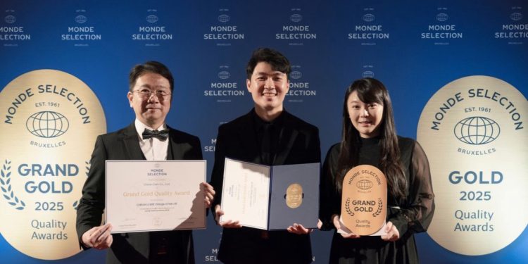 VANNISE慧眼識英雄 攜手知凡研物勇奪 Monde Selection 金獎榮耀