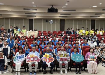 鍾東錦 李文斌攜手扶夢 天使獎助學金點亮苗栗未來新希望