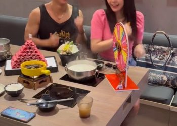 肉老大小鮮肉快閃餵食秀 引爆現場氣氛嗑到臉紅心跳！