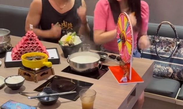 肉老大小鮮肉快閃餵食秀 引爆現場氣氛嗑到臉紅心跳!