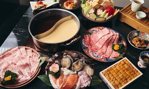 「海膽」入湯昇華火鍋𩆜魂 夏日海鮮祭 活龍蝦第二隻99元