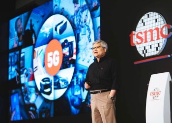 關稅戰未動搖企業對台積電需求 魏哲家：AI晶片供不應求