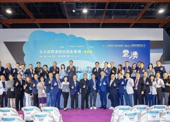 黃韻庭領航AI創業潮　引燃永續加盟新浪花