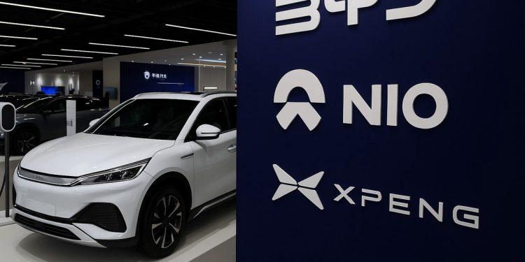 比亞迪再掀價格戰！中國電動車內卷惡化、官方急踩煞車