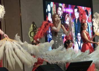 棠星琪生日演唱會圓滿收官　攜手羅百吉共創華語電音新篇章