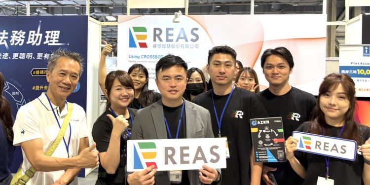 REAS亮相2025 AI TAIWAN CROSSBOT打造企業工作流AI升級