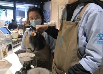 「樸樹咖啡」萬華店-用時間萃出一杯好咖啡！
