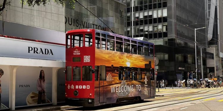 臺南春秋魅力亮相叮叮車 香港街頭再掀古都旅遊熱