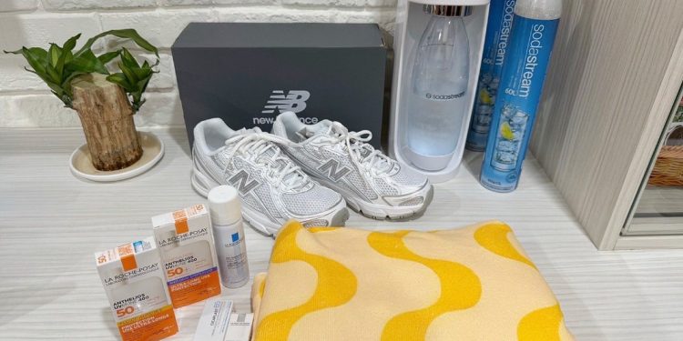 正妹狂推「1防曬神器」清爽不悶 網瘋下單：贈品拿到手軟