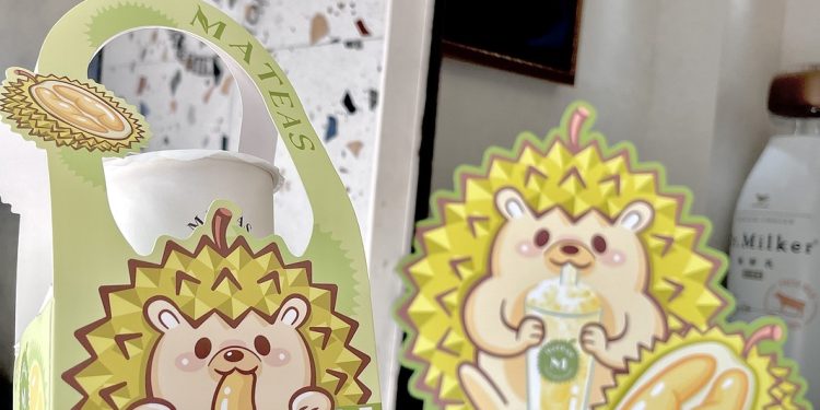 同事偷喝我冰沙…下秒表情崩壞:你居然加了這個?!被封為「喝的榴槤炸彈」 MATEAS新品是天堂還是地獄?