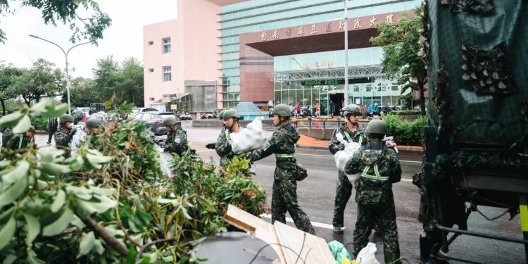 漢光同步救災 第四作戰區協助台南災後復原