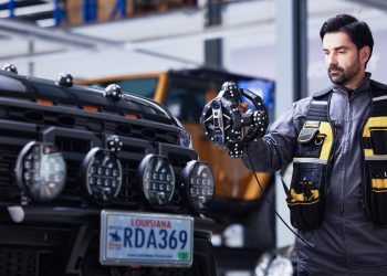 REVOPOINT最新 Trackit 3D 掃描儀在台開賣　光學追蹤免貼點建模搶攻工業應用高階市場