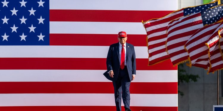 川普對14國啟動高額關稅 美股重挫、全球貿易緊張升溫