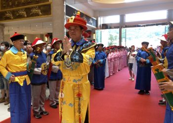 桃園威天宮迎關聖帝君聖誕 七月舉辦康熙祝壽與擲筊祈龜活動
