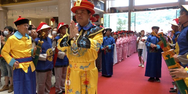 桃園威天宮迎關聖帝君聖誕 七月舉辦康熙祝壽與擲筊祈龜活動