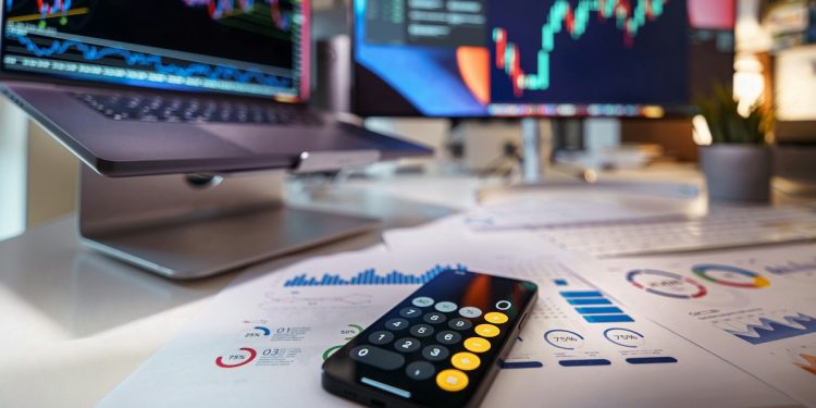 便宜就是最大利多? 不敗教主:報酬率不會騙人 這檔陸股高息ETF近一年報酬打敗市值型ETF 配息金額創新高