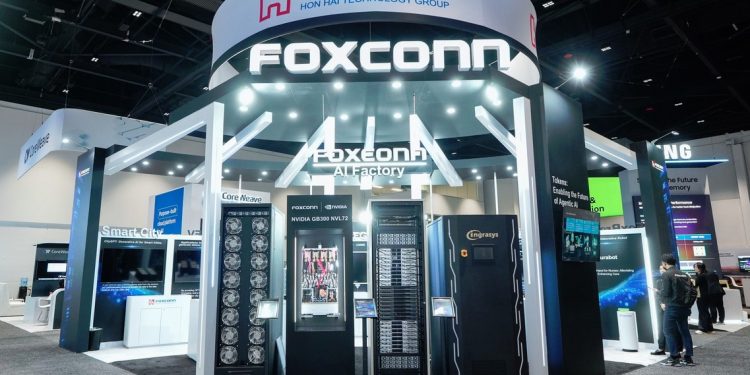 鴻海Q2獲利優於預期 估Q3AI伺服器業務營收飆逾170%