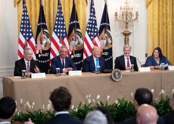 川普政府攜手蘋果等科技巨頭 宣布推動數位健康新聯盟