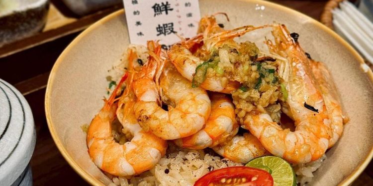 高雄日料餐廳推夏日限定鴨胸定食 人氣蒜蝦飯熱銷破6000碗