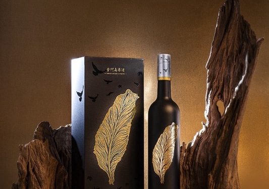 封藏九年再現台灣匠心 昇恆昌X金門酒廠 中秋鉅獻「窖藏恆久」金門高粱酒 國門旅客首選伴手禮