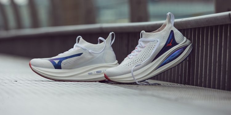 陪你跑得更遠!MIZUNO超級訓練鞋NEO VISTA 2正式發售