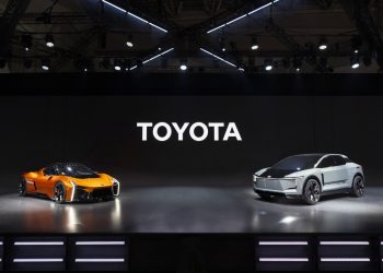 匯率、關稅雙重夾擊 豐田淨利縮水、下修全年財測