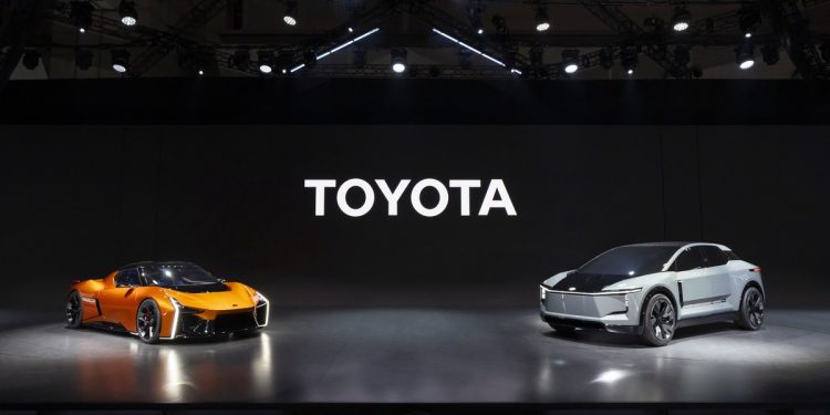 匯率、關稅雙重夾擊 豐田淨利縮水、下修全年財測