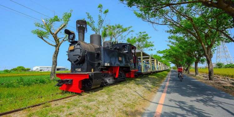 暑假必玩彰化!山海平原一次走透透 美食、觀光、海港夕陽全收錄